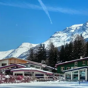 cis-lanslebourg.hotels-rhonealpes.com/