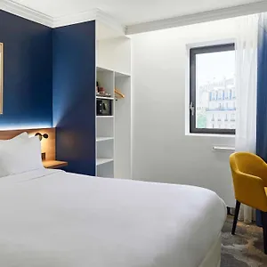 17 Batignolles Hotel Paris
